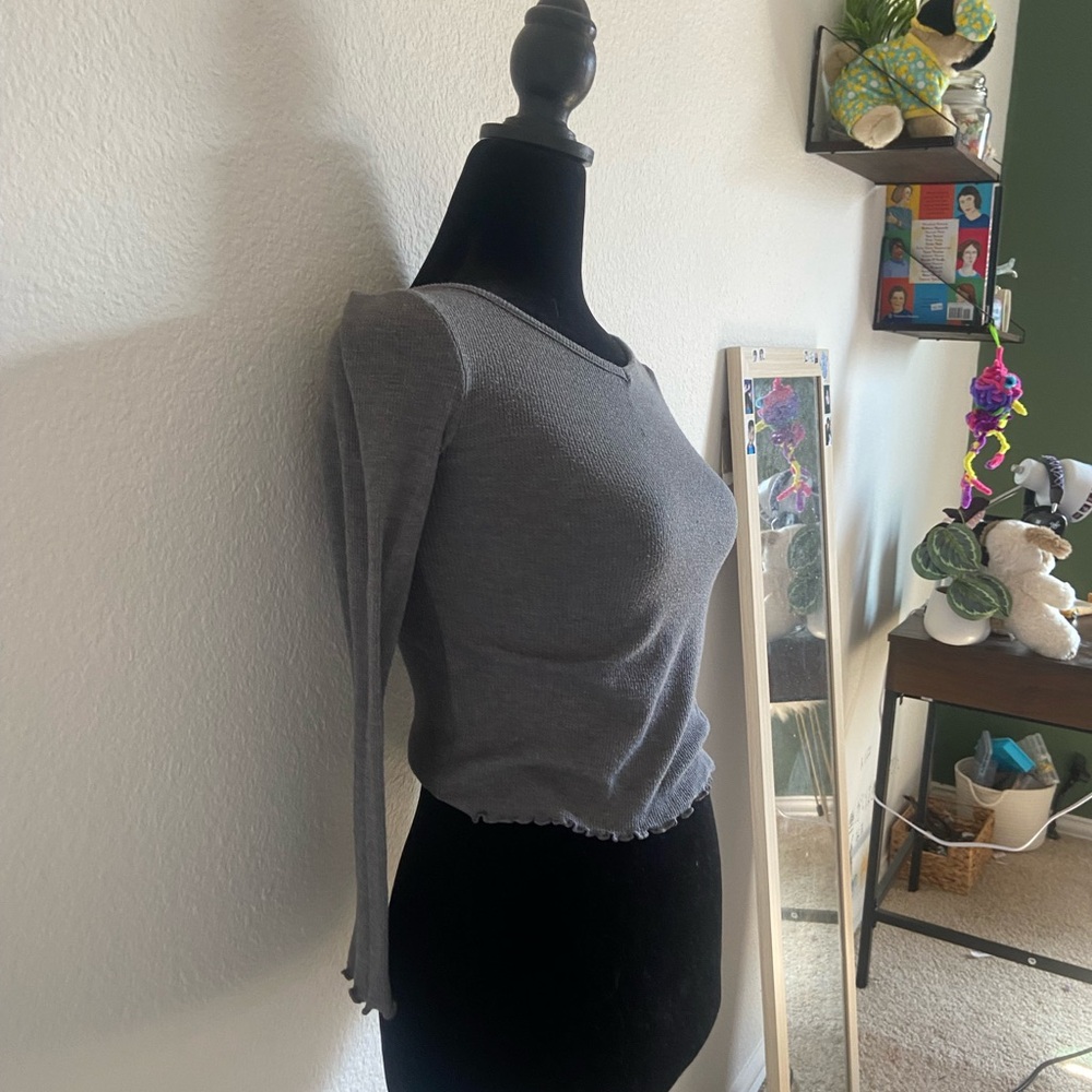 SO Gray Long Sleeve Top